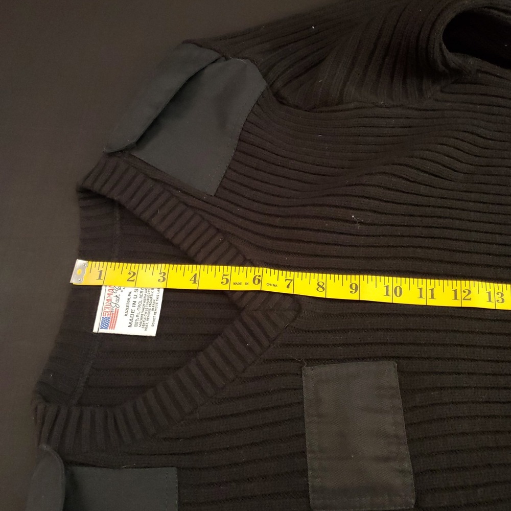 Vintage Commando Jack Young Sweater Men Large Black Tactical US Made Elbow Patch - Picture 3 of 13